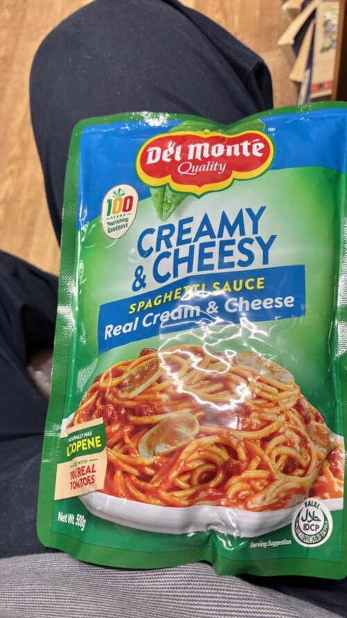 Del Monte Creamy and Cheesy Spaghetti Sauce 500g